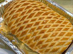 菠萝包手撕鸡-陈记粤湛鸡饭店