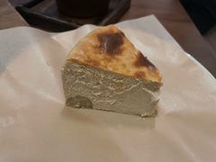 伯爵红茶栗子巴斯克蛋糕-Again Coffee Roaster(香蜜湖店)