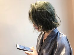 -茶发Salon·烫发染发理发