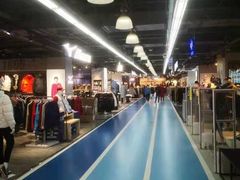 -法雅体育工厂店(皂君庙路店)