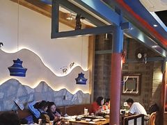 -老牌坊云南鱼豆花火锅(哈西万达店)