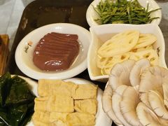 -纸盐河码头火锅(十八梯店)