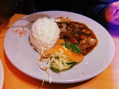 红烩肥牛饭-Lia Cafe Bar Restaurant松山咖啡屋