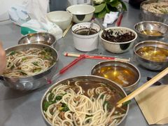-正宗杨记普洱酸醋米线(总店)