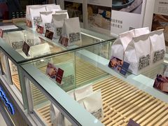 面包甜点陈列柜-爸爸糖吐司面包(重庆解放碑英利大融城店)