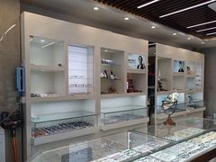 -明月眼镜(三坝店)