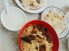 -河记肠粉店
