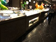 -半岛翡丽海鲜自助餐厅(观风亭店)