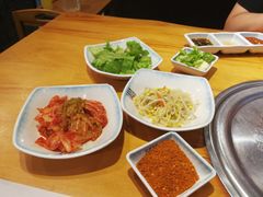 -唯成•韩国炭火烤肉 유성고기