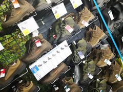 -迪卡侬(西华店)