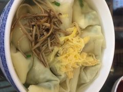 一两荠菜-笑来喜馄饨小笼工坊店(湖滨街店)