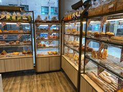 面包甜点陈列柜-85度C(广州石牌桥店)