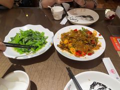 -东口码头·烧鸽子·鱼头泡饼·地方菜(金鹰悦城店)