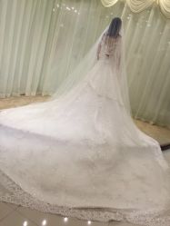 -艾米丽婚纱礼服