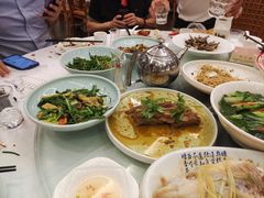 -围龙屋客家食府(福田店)