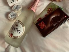 -拖板鞋咖啡旅行酒店(春熙路地铁站店)