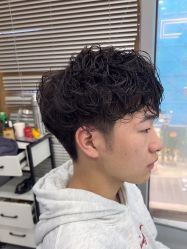 -藤野造型烫染·漂发