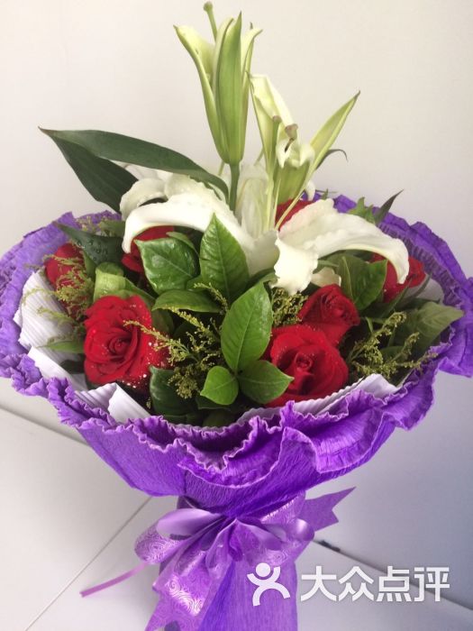 予人玫瑰-凤凰花店图片 - 第1张