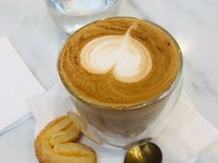 -西西弗书店&矢量咖啡(壹方购物中心店)