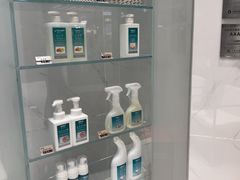 -福奈特洗衣洗鞋(宝华广场店)