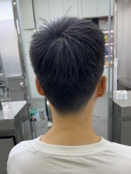 -首脑美发沙龙