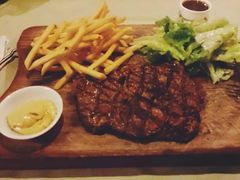 -火车头法国西餐厅