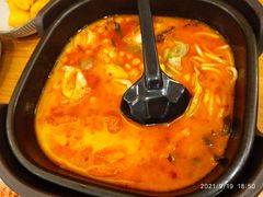 -阿香米线(凯德广场.1818店)
