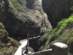 -龙水峡地缝景区