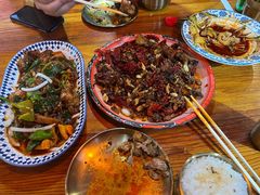 -柴窝堡22号辣子鸡·传承新疆菜