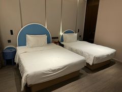 -广州高铁南站亚朵酒店