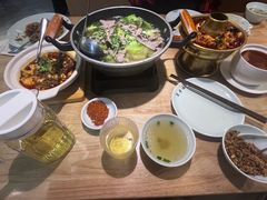 -全牛匠·乐山跷脚牛肉(新中关店)
