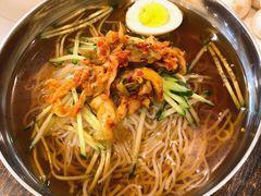 -韩风烤牛肉冷面店