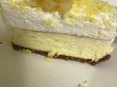 -新利香西饼店(惠友超市店)