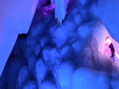 -芦芽山旅游度假区