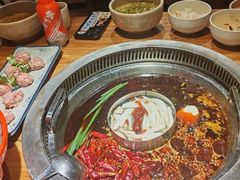 -城墙拐拐火锅(三峡广场黑金冠店)
