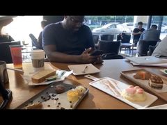 -星巴克(北京惠新东街店)