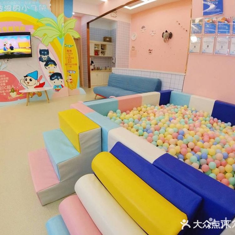来小飞侠亲子游泳中心，来一场不一样的亲子体验