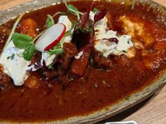 红酒牛肋条配酸奶油-五感食喜(南城店)