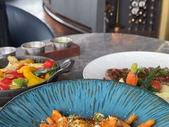 -Hi City·城市之巅