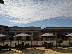 -王府井奥莱临潼小镇(临潼店)