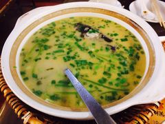 狮子头-洪齐林老镇