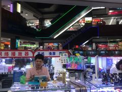华强北修手机屏幕 Q3B540店铺-华强电子世界(深圳二店)