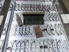 -潘多拉眼镜·蔡司依视路明月(潘家园店)