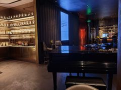 -wineapp葡萄酒餐吧(外滩金融中心店)
