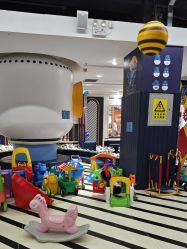 -Land Mark蓝马乐园(华联武夷购物中心店)