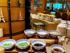 自助调料区-上海东方佘山翰悦阁酒店·Vie全日制餐厅