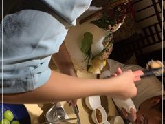 -余欢领鲜火锅(新街口店)