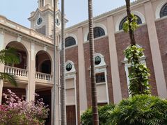 -香港大学