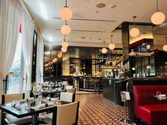 -db Bistro & Oyster Bar by Daniel Boulud(滨海湾金沙店)
