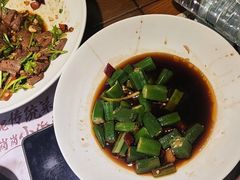 -黄泥岗·地道湖北菜(奥特莱斯店)